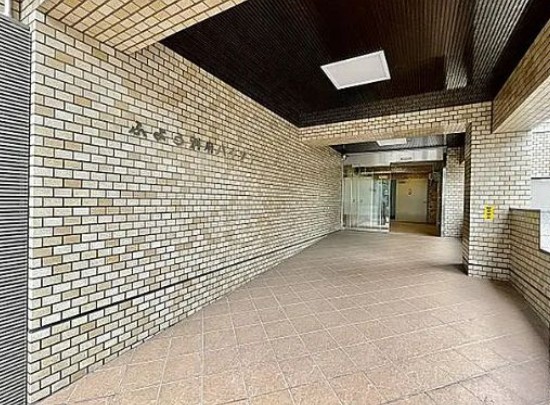 �����������s����ʕ{6���ڂ̓����}���V�����̃G���g�����X