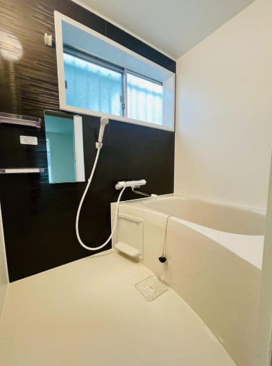 ���{�򍲖�s�����̌ˌ����݂̗���