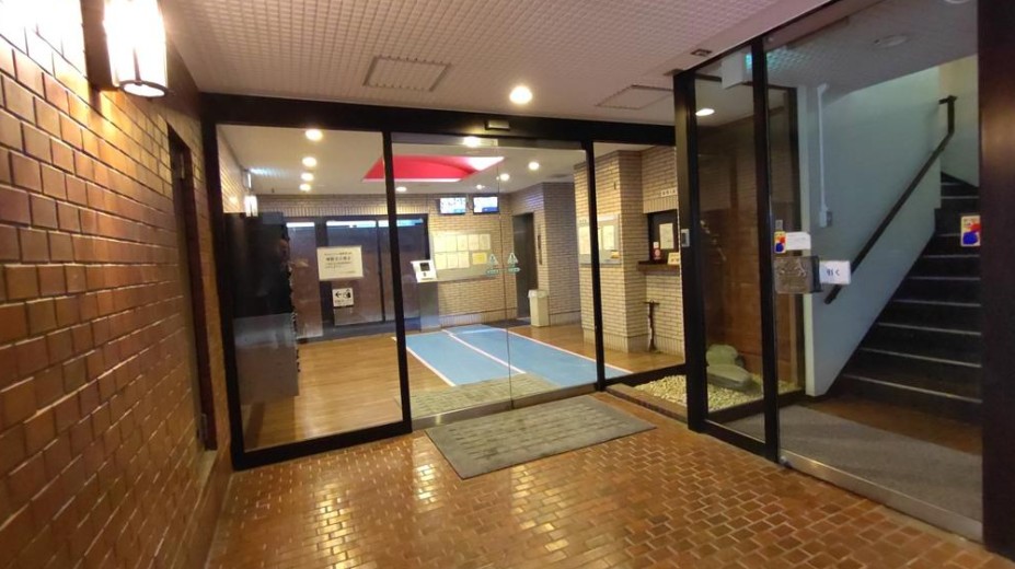 ���{���s������W�H��1���ڂ̓����}���V�����̃G���g�����X