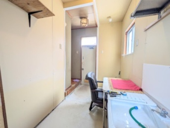 ���ꌧ�ߍ]�����s�S�{���̌ˌ����݂̂��̑�����