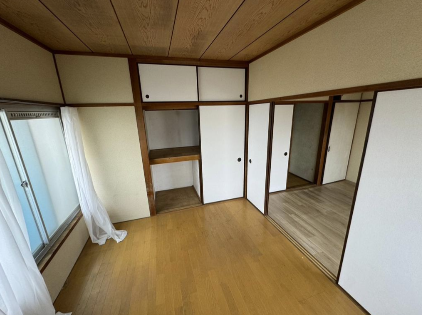 {s2ڂ̌ˌ݂̃rOȊŐ