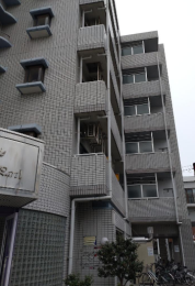 ���Ɍ��_�ˎs����͌���3���ڂ̓����}���V�����̌��n�O�ώʐ^