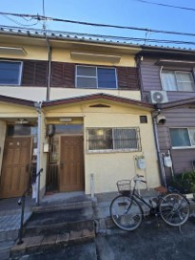 ���Ɍ����s�앐�ɔV��12���ڂ̌ˌ����݂̌��n�O�ώʐ^