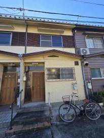 ���Ɍ����s�앐�ɔV��12���ڂ̌ˌ����݂̌��n�O�ώʐ^