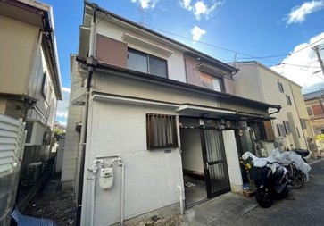 ���Ɍ����s��m����2���ڂ̌ˌ����݂̌��n�O�ώʐ^