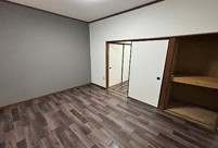 ���Ɍ����s��m����2���ڂ̌ˌ����݂̂��̑�����