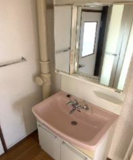 ���{�����s����3-157�̓����}���V�����̐��ʑ�E���ʏ�