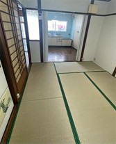 ���{�����s�O�2���ڂ̌ˌ����݂̂��̑�����