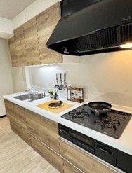 ���Ɍ����{�s����������1131-105�̓����}���V�����̃L�b�`��