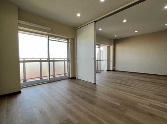 ���Ɍ����{�s���q�P����19-35�̓����}���V�����̂��̑�����