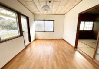 ���Ɍ��_�ˎs���c�掭����3���ڂ̌ˌ����݂̉摜