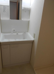 �ޗǌ������s��i����440-1�̓����}���V�����̐��ʑ�E���ʏ�