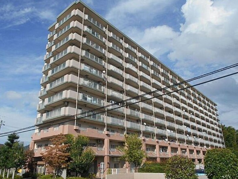 �ޗǌ�����s����585�̓����}���V�����̌��n�O�ώʐ^