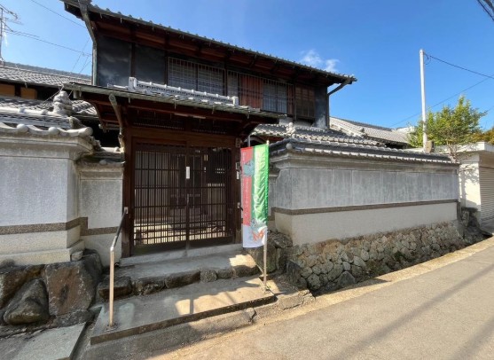 �ޗǌ����Ŏs���5���ڂ̌ˌ����݂̌��n�O�ώʐ^