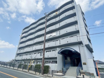 ���Ɍ����s�c�\5����3-10�̓����}���V�����̌��n�O�ώʐ^