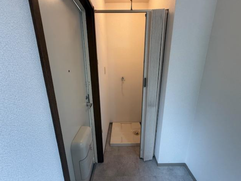 ���Ɍ��_�ˎs���ɋ�n�꒬�̌ˌ����݂̂��̑�����