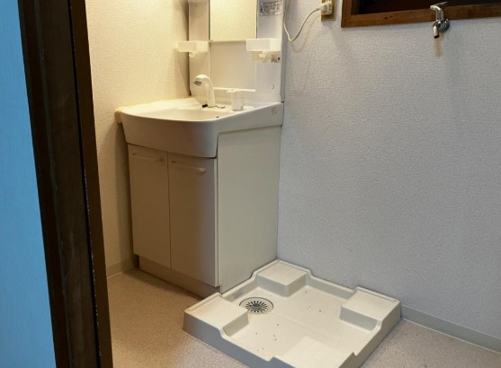 ���{�l����s���2���ڂ̌ˌ����݂̐��ʑ�E���ʏ�