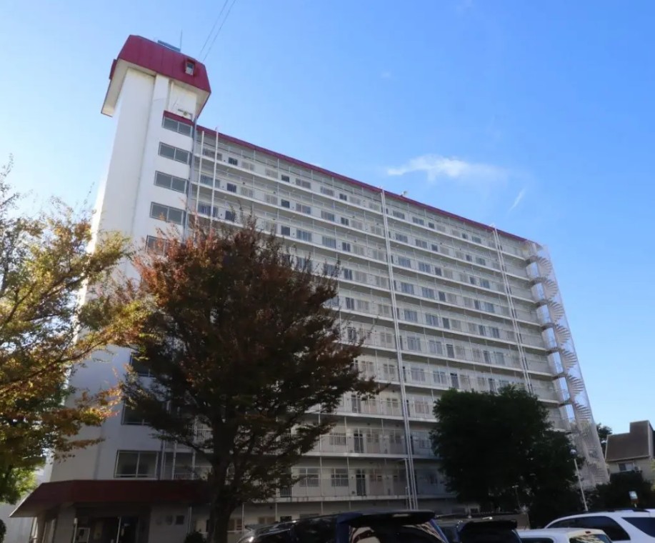 ���s�{���s�s���g�ˉ@�Ό����c��1-8�̓����}���V�����̌��n�O�ώʐ^