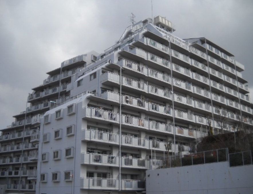 ���Ɍ��_�ˎs���c��ЎR��5���ڂ̓����}���V�����̌��n�O�ώʐ^