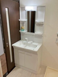 ���Ɍ��P�H�s�����h6���ڂ̓����}���V�����̐��ʑ�E���ʏ�